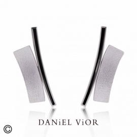 DANiEL ViOR TANGENT II Black oorbellen