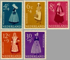 NEDERLAND 1958 NVPH SERIE 707 KLEDERDRACHTEN