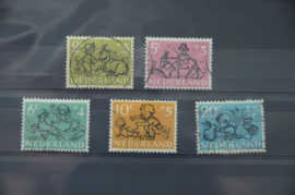 NEDERLAND 1952 NVPH 596-600 GEBRUIKT ++ K 151