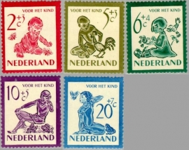 NEDERLAND 1950 NVPH SERIE 563 KIND CHILD