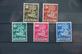 NEDERLAND 1950 NVPH 556-560 GEBRUIKT ++ K142