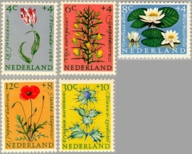 NEDERLAND 1960 NVPH SERIE 738 BLOEMEN