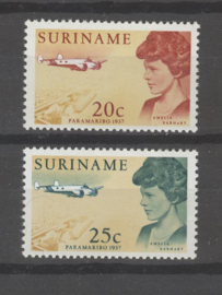 SURINAME POSTFRIS NVPH 477-78 AMELIA EARHART