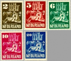 NEDERLAND 1950 NVPH SERIE 556