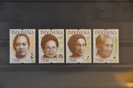 INDONESIË 2004 ++ B 330