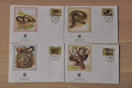 240 ++ FDC WWF WNF WERELD NATUUR FONDS ++ MOLDOVA SLANGEN SNAKES