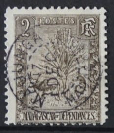 P 253 ++ MADAGASCAR 1903 CANCELLED USED