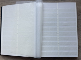 GEBRUIKTE PRINZ INSTEEKALBUM  32 WITTE BLADEN = 64 ZIJDEN