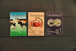 NEDERLAND 1974 NVPH 1052-54 ++ P 032