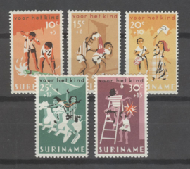 SURINAME POSTFRIS NVPH 462-66 KIND CHILD