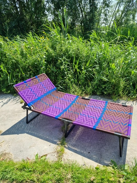 Owusu stretcher, bruin paars blauw, zig zag design