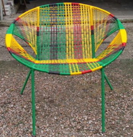 Owusu chair nr. 39 Ghanese kuipstoel Geel/groen/rood/zwart