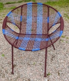 Owusu chair nr. 11 Ghanese kuipstoel Bruin/blauw