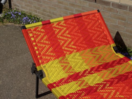 Owusu stretcher, geel oranje rood, zigzag design