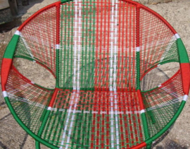 Owusu chair nr. 34 Ghanese kuipstoel  groen/rood/wit