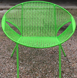 Owusu chair nr. 40 Ghanese kuipstoel licht groen