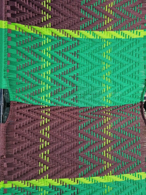 Owusu stretcher, bruin groen lichtgroen, zig zag design