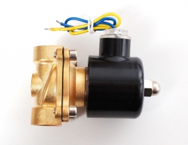 Brass Liquid Solenoid Valve - 12V - 1/2 NPT