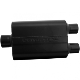 Flowmaster Super 44 - 3.00 Center In / 2.50 Dual Out 