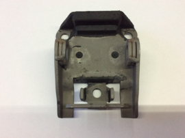 Motor mount locking plate