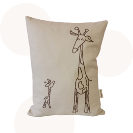 Schattig Giraffe Kussen | Beige | 30 x 40 cm | Sierkussen | Handgemaakt
