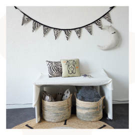 Kussentje Terry Triceratops – Olijfgroen / Oranje - 30 x 30 cm