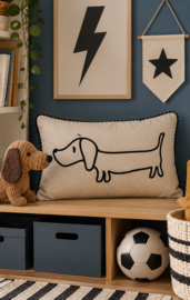 Teckel kussen Sunny – Beige sierkussen met pompons - 30 x 40 cm