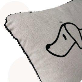 Teckel kussen Sunny – Beige sierkussen met pompons - 30 x 40 cm