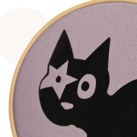 Wandhanger Lila met Hoshi deKat | Ø 16.5 cm