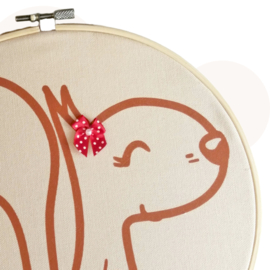 Bamboo ring met Elsa Eekhoorn | Beige | 24 cm | Wanddecoratie