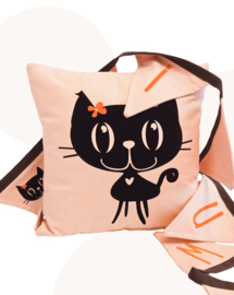 Decoratie- & Cadeauset Mimi de Poes | Kussen & Vlaggenlijn