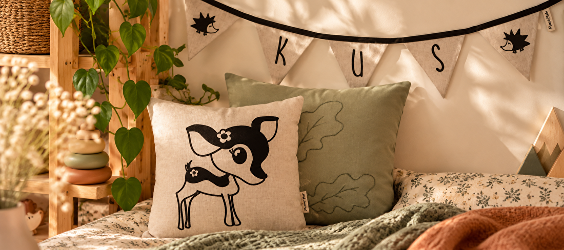 handgemaakte kinderkamer decoraties, thema bosdieren - planet puk