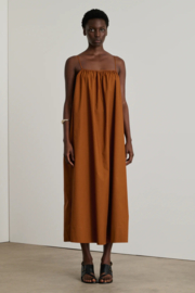 Soeur Arielle Robe Terre Battue