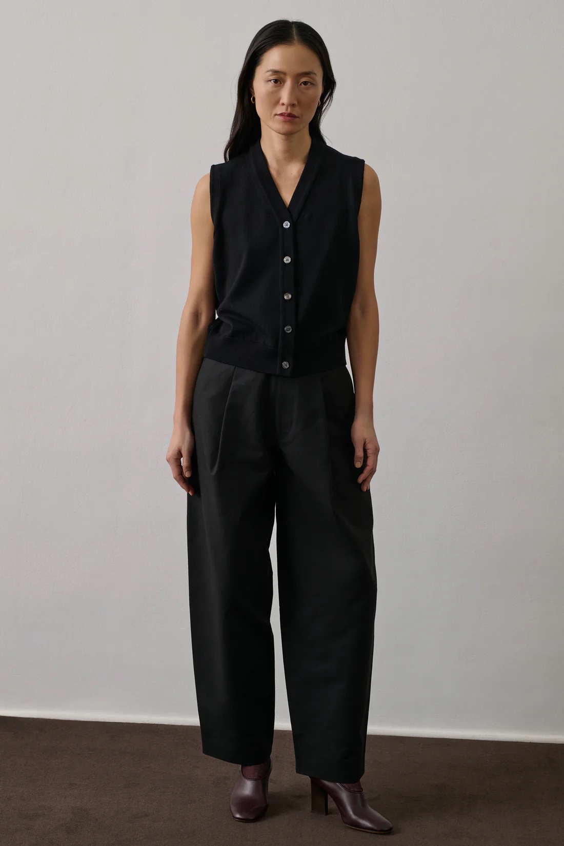 Soeur Chiara Laine Noir
