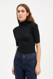 Skall Studio Amy T-Neck Tee Black