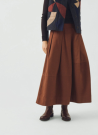 Toast Slanted Pleat Cotton Skirt Brick