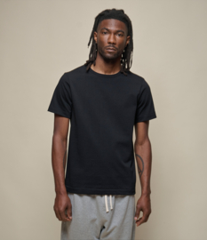 Merz b. Schwanen 215.01 Loopwheeled T-Shirt Deep Black
