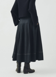 Toast Cotton Satin Smocked Skirt Midnight