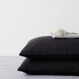 Black Stone Washed Linen Kussensloop