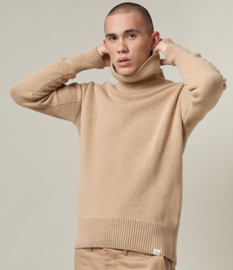 Merz b. Schwanen Turtleneck Merino Cashmere Toffee