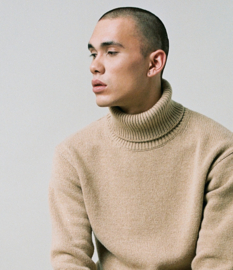 Merz b. Schwanen Turtleneck Merino Cashmere Toffee