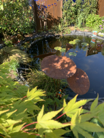 Metalen Tuinprikker Pomperblad (3 Leliebladen)