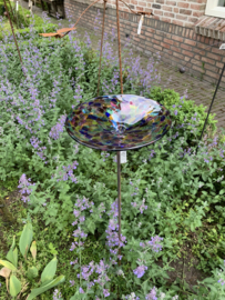 Vogelbad op steker