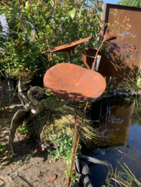 Metalen Tuinprikker Pomperblad (3 Leliebladen)