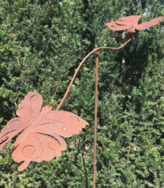 Tuinsteker balans vlinder roest