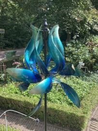 Sculpture windspel   'Iris'