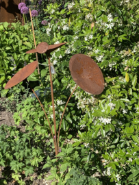Metalen Tuinprikker Pomperblad (3 Leliebladen)