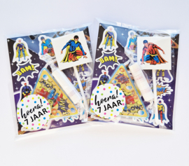 Super Helden traktatie met 3 uitdeel cadeautjes