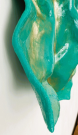 Sculptuur "River of Prosperity" - Caribbean Green/ Gold edition
