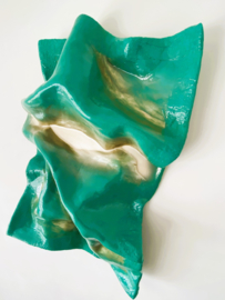Sculptuur "River of Prosperity" - Caribbean Green/ Gold edition